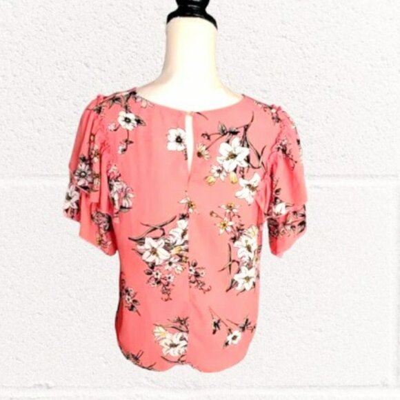 Lily White Blouse Coral and White with Short Ruffled Sleeves in a Size S… - Picture 3 of 4